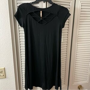 Chic Black Cutout Dress women’s size small